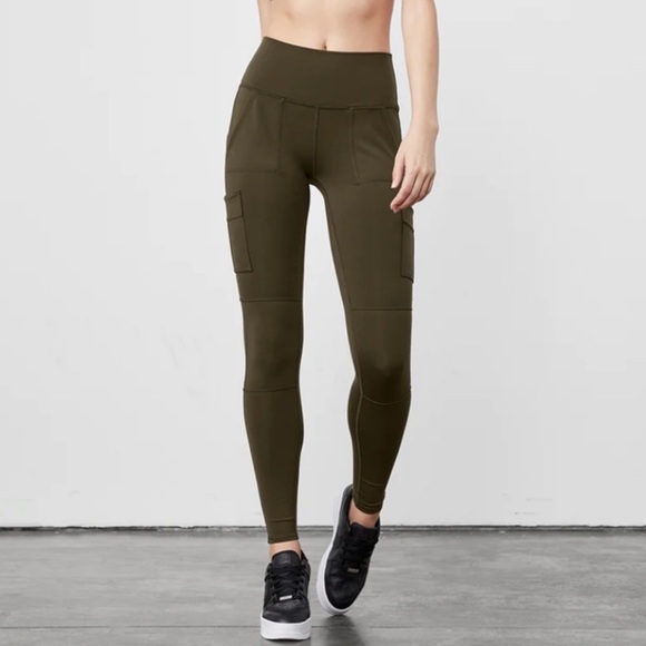 Alo Yoga High Waist Cargo Leggings